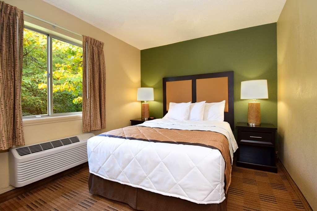Extended Stay America Suites - Dallas - Plano Parkway - Medical Center Room photo